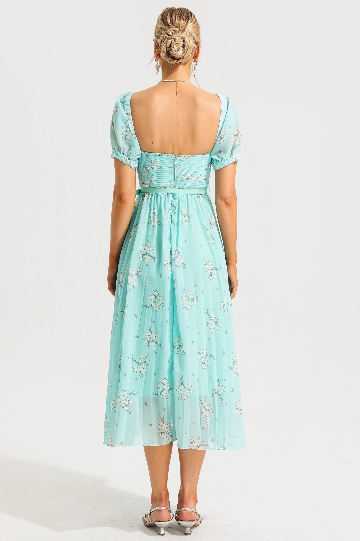 Floral Sweetheart Neck Pleated Midi Dress With Belt